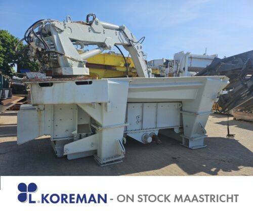 Metso Hopper with Vibrating Chute